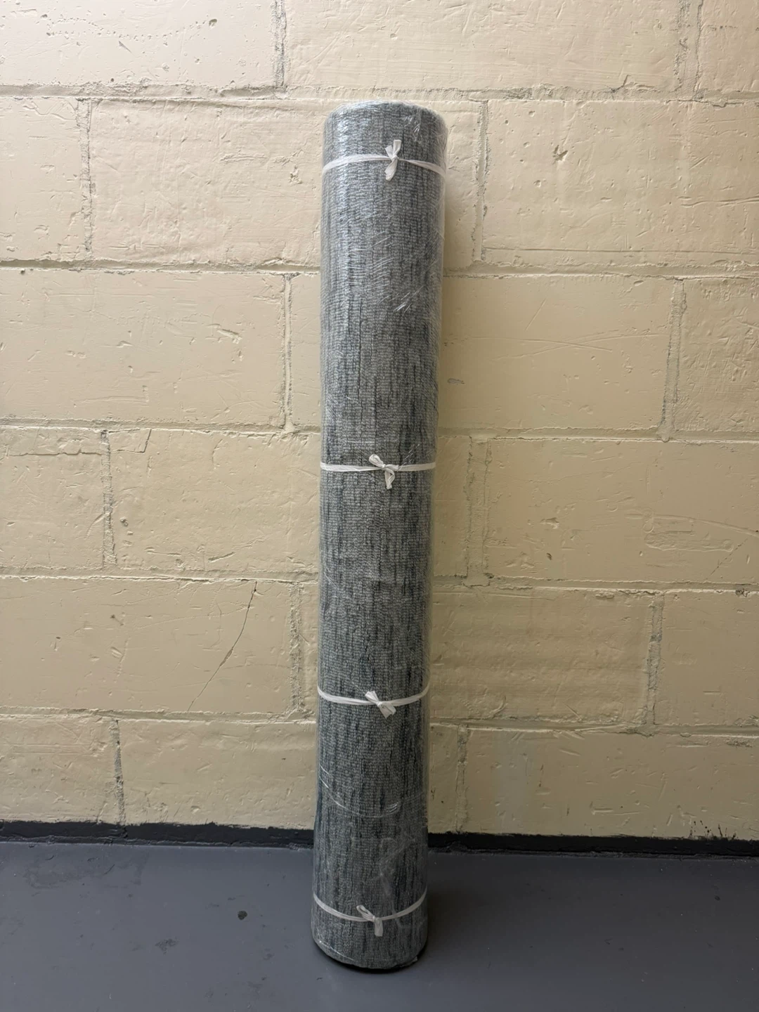 Momeni James Denim Blue Solid Handtufted Area Rug - photo 3