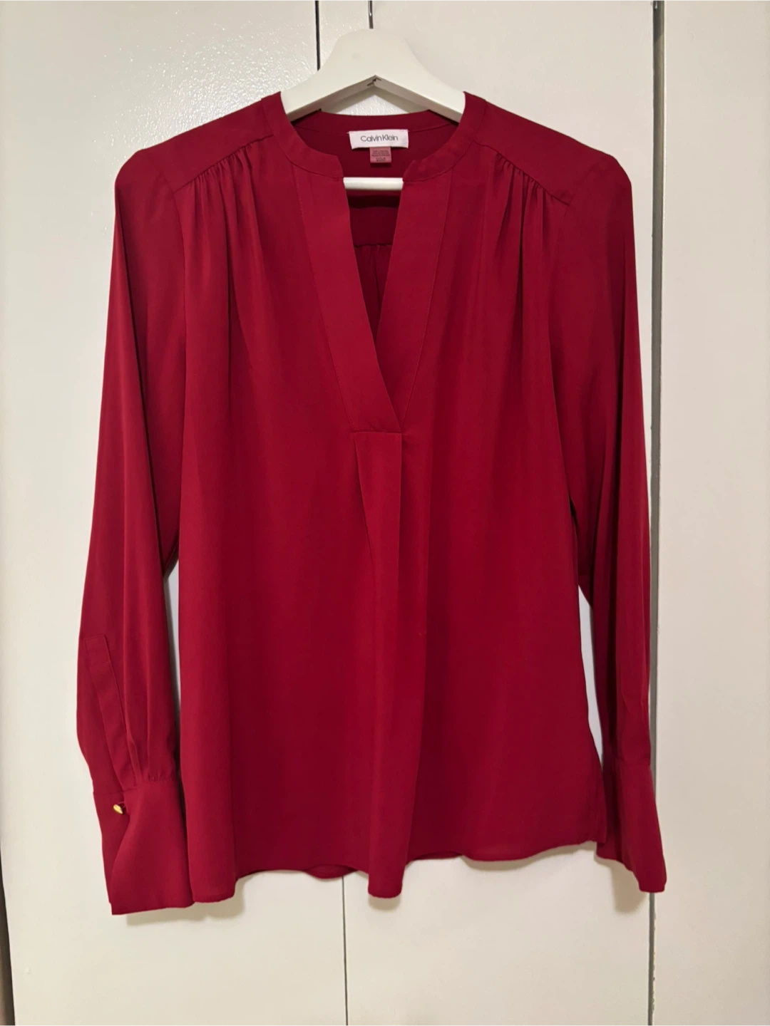 3 blouses (Calvin Klein, RW&CO,Uniqlo) - photo 4