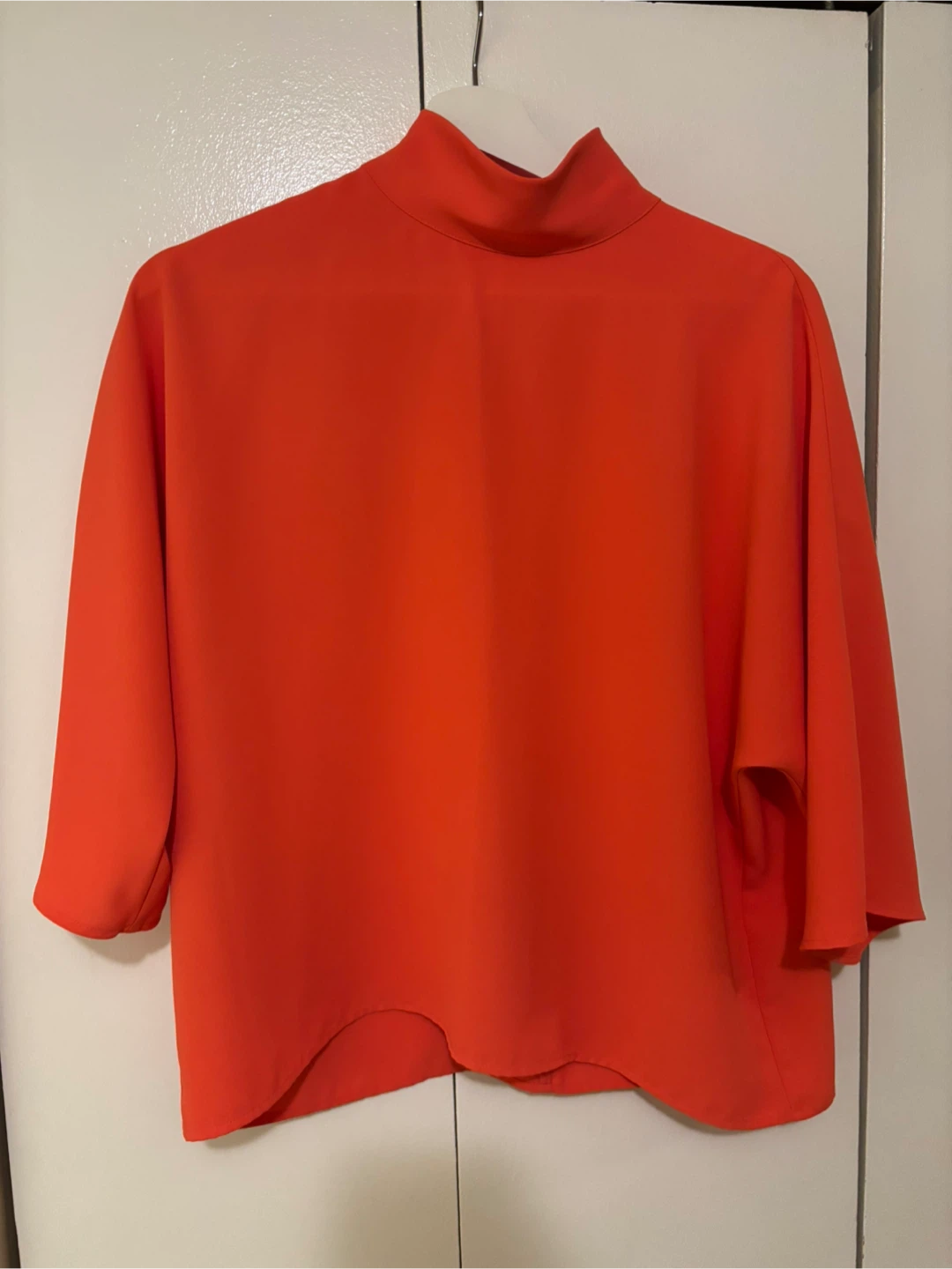 3 blouses (Calvin Klein, RW&CO,Uniqlo)
