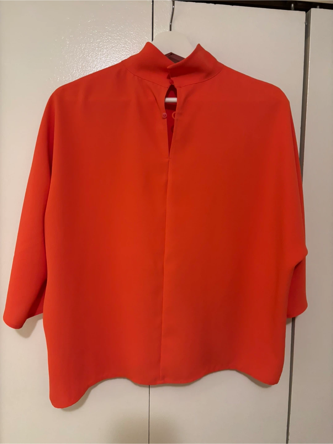 3 blouses (Calvin Klein, RW&CO,Uniqlo) - photo 2