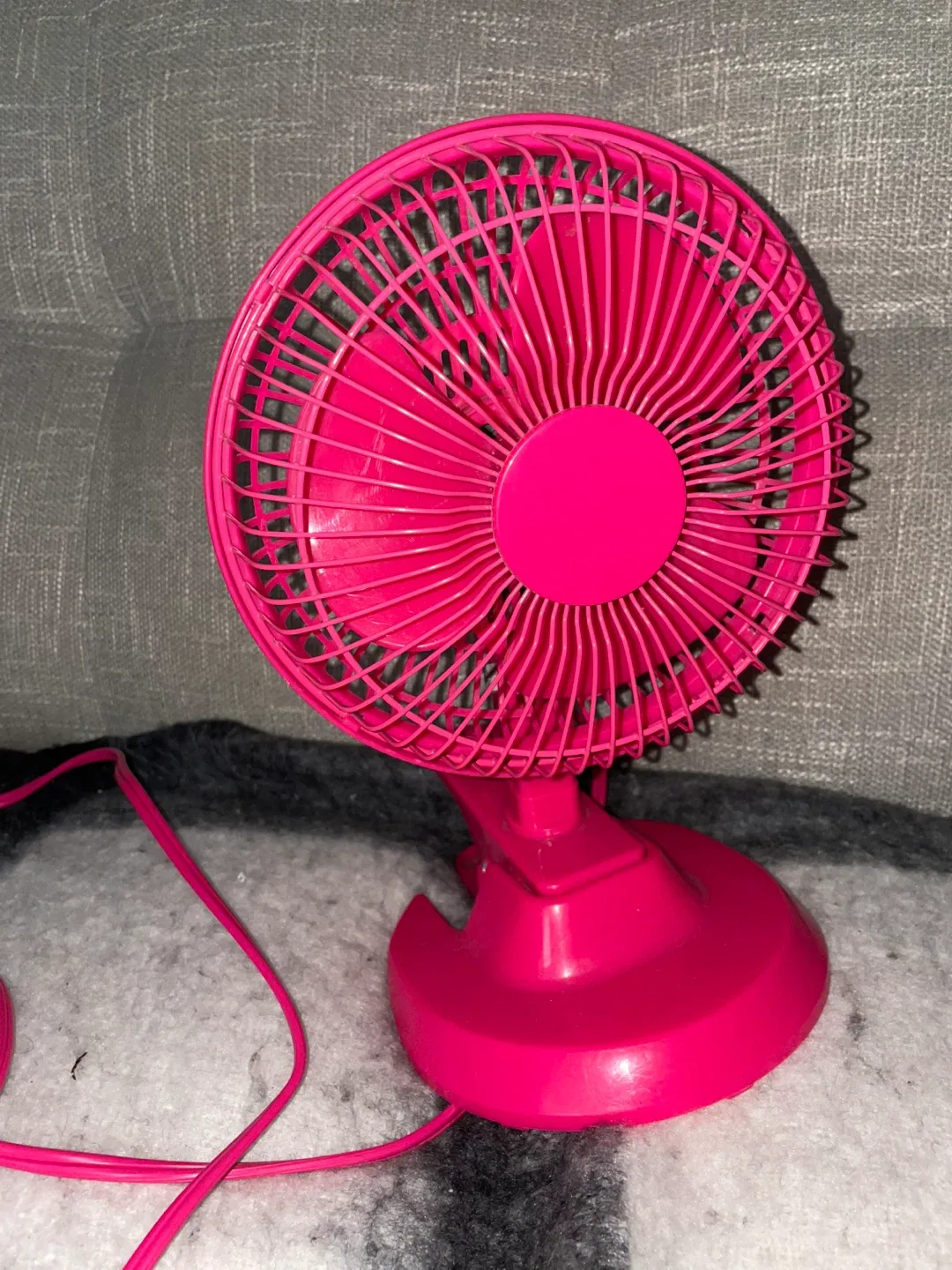 Pink Desk Fan thumbnail