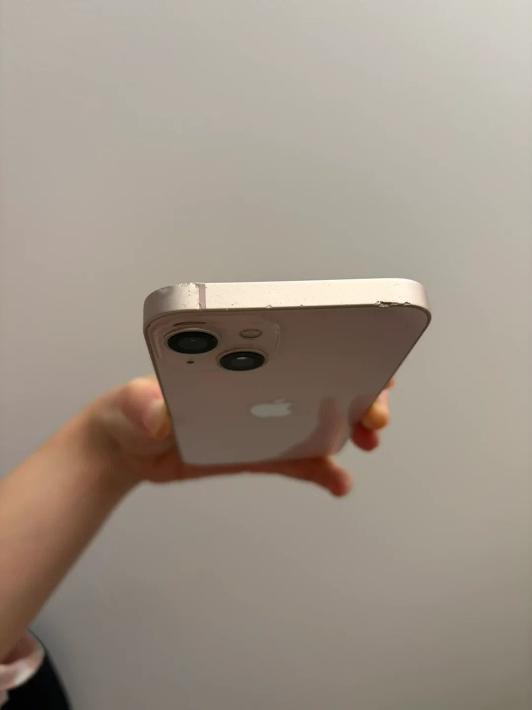 iPhone 13 - Pink 256GB (unlocked) image indicator(3)