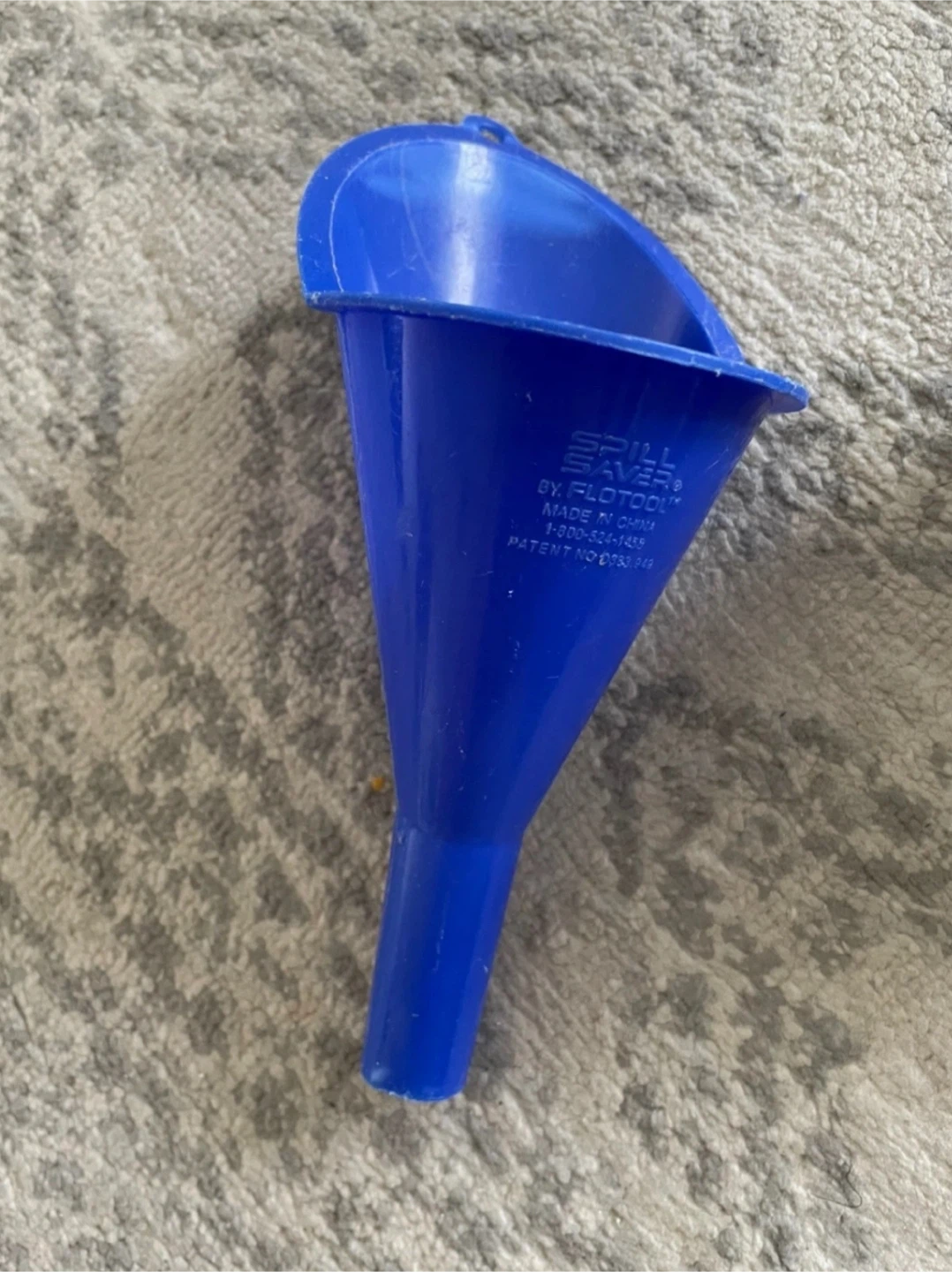 🥕Flotool Spill Saver Funnel - Blue