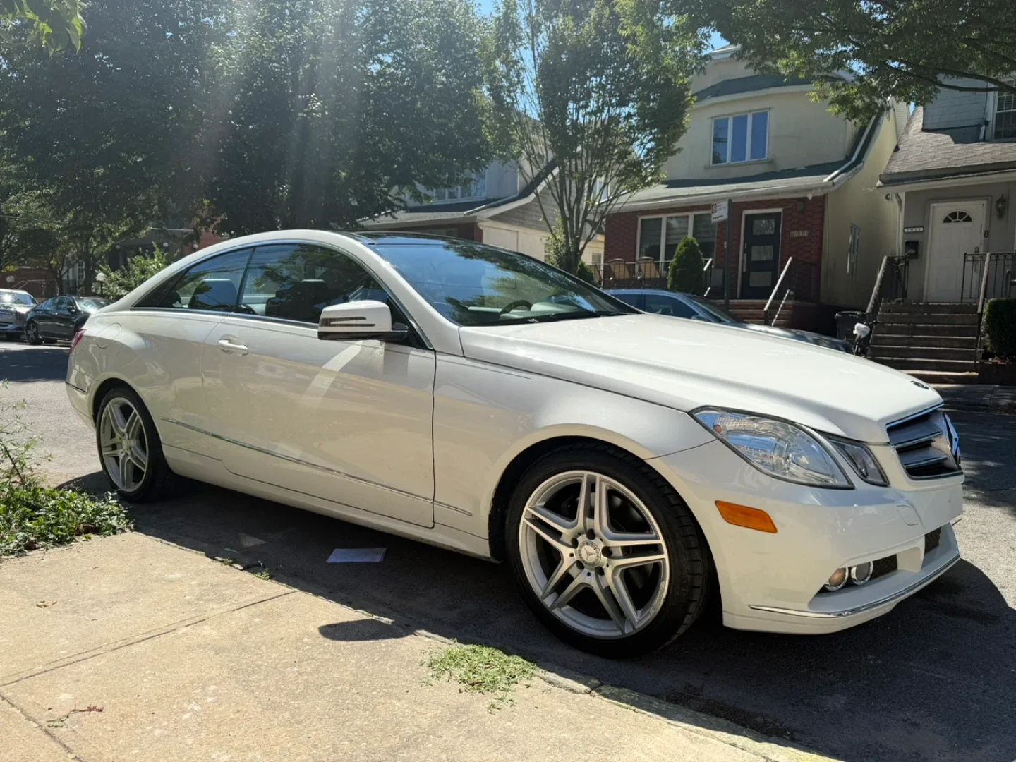2011 Mercedes-Benz E350 Coupe image indicator(6)