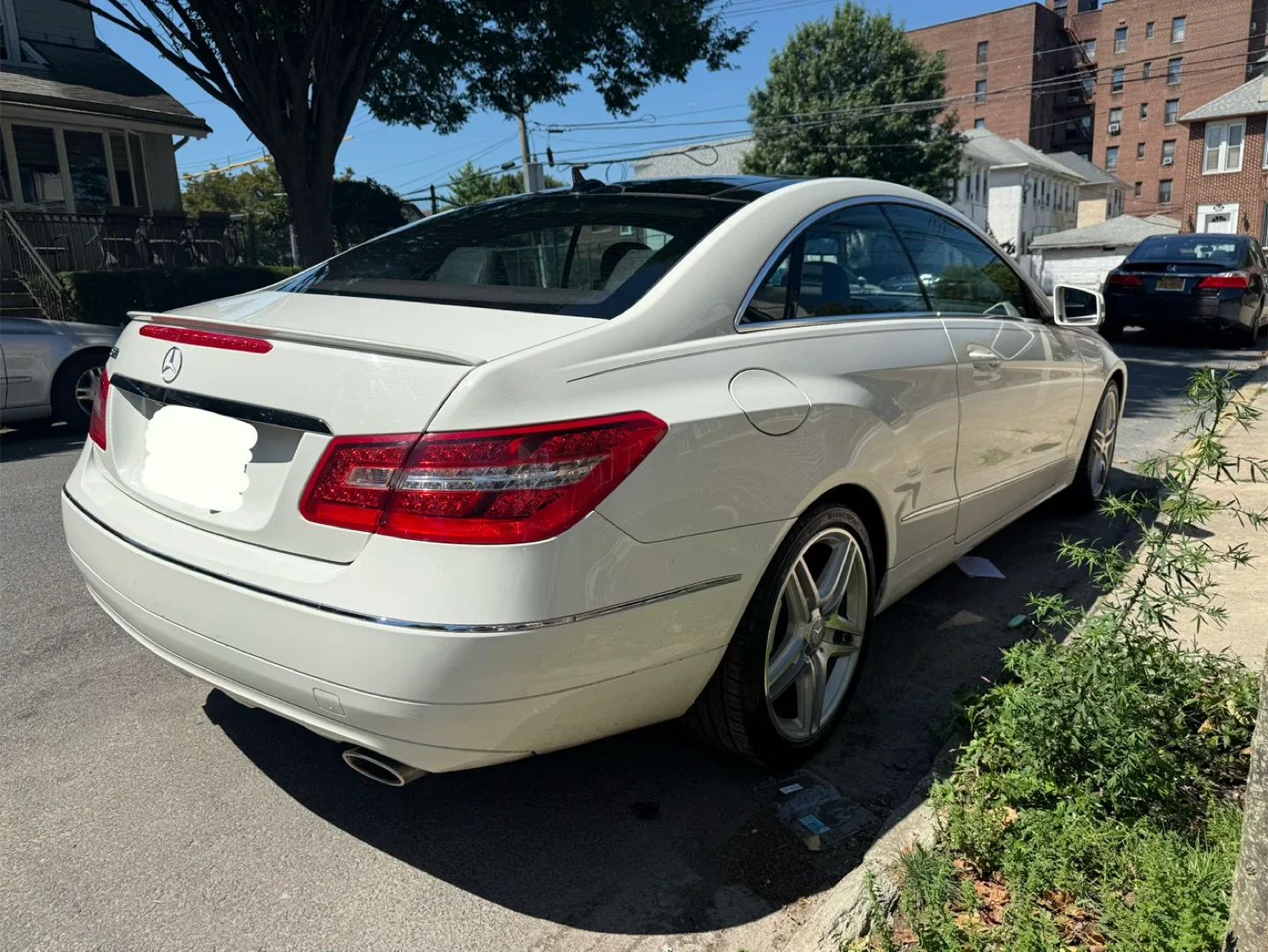 2011 Mercedes-Benz E350 Coupe image indicator(5)