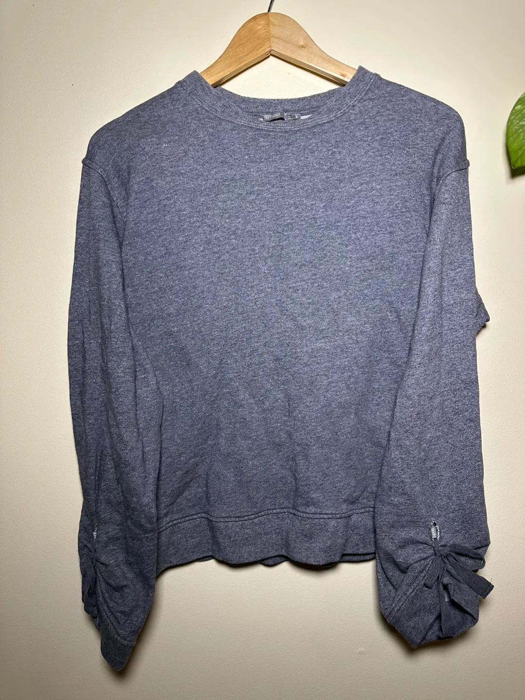 ZARA Grey Crewneck Sweater with Sleeve Ties thumbnail