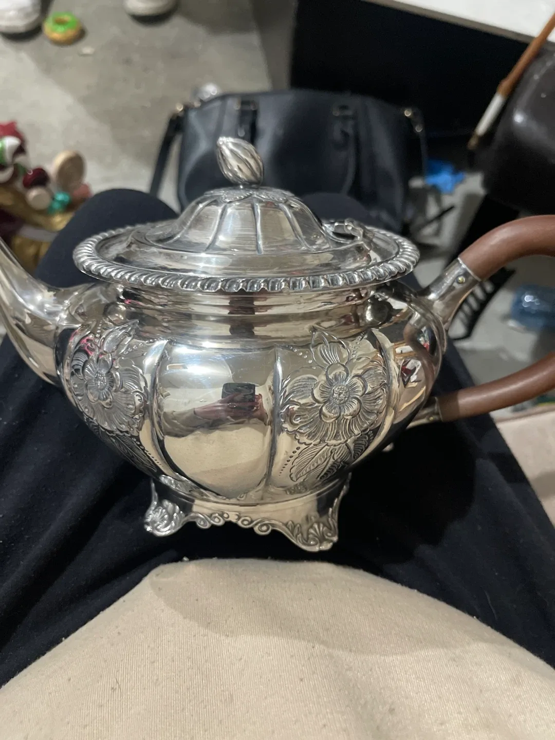 Vintage Silver Tea Set image indicator(2)