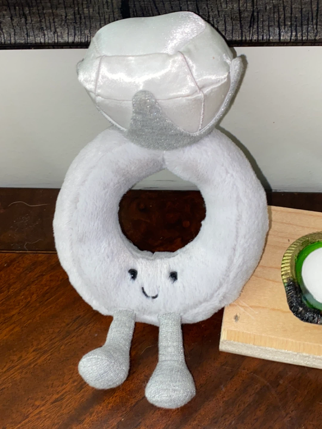 Jellycat  Ring Plush