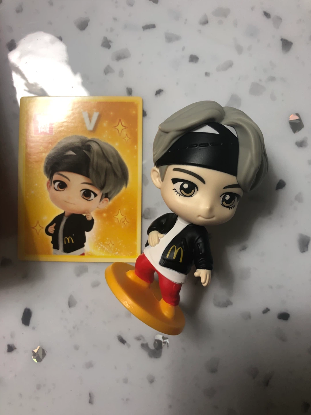 McDonald's 🥕 TinyTAN V Figurine Free cycle