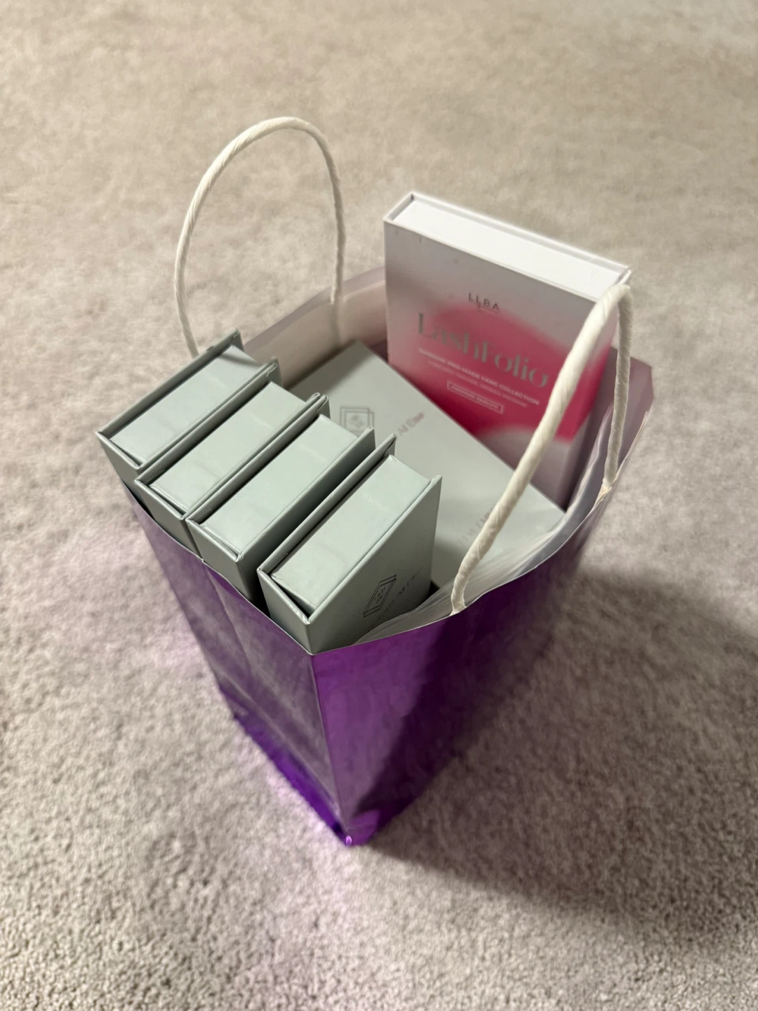 Lash Extensions & Glue dot holders
