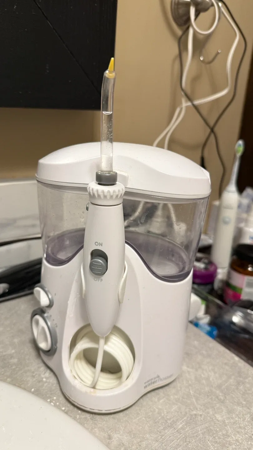Waterpik Water Flosser thumbnail