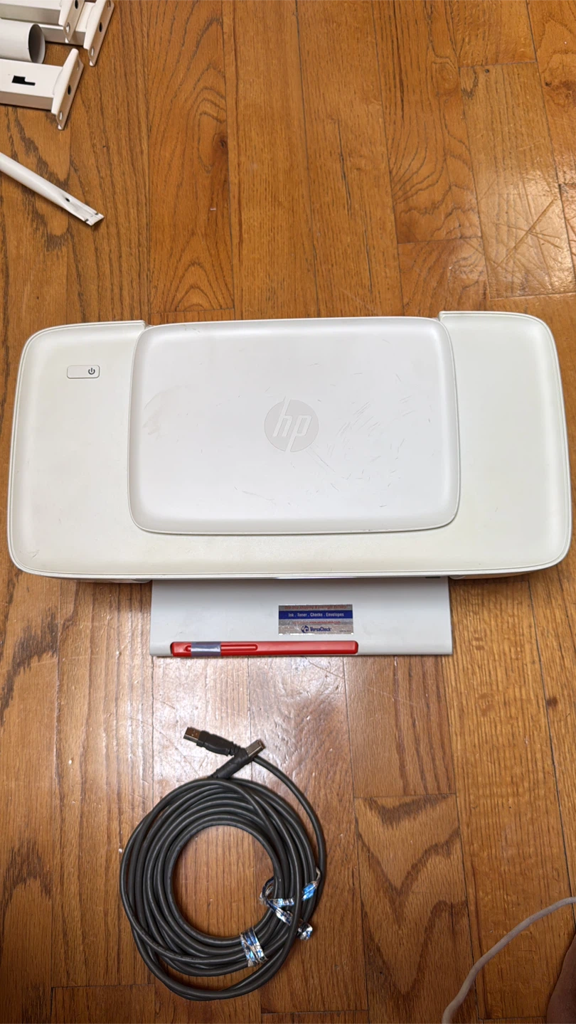 HP DeskJet 1112 Printer - photo 2