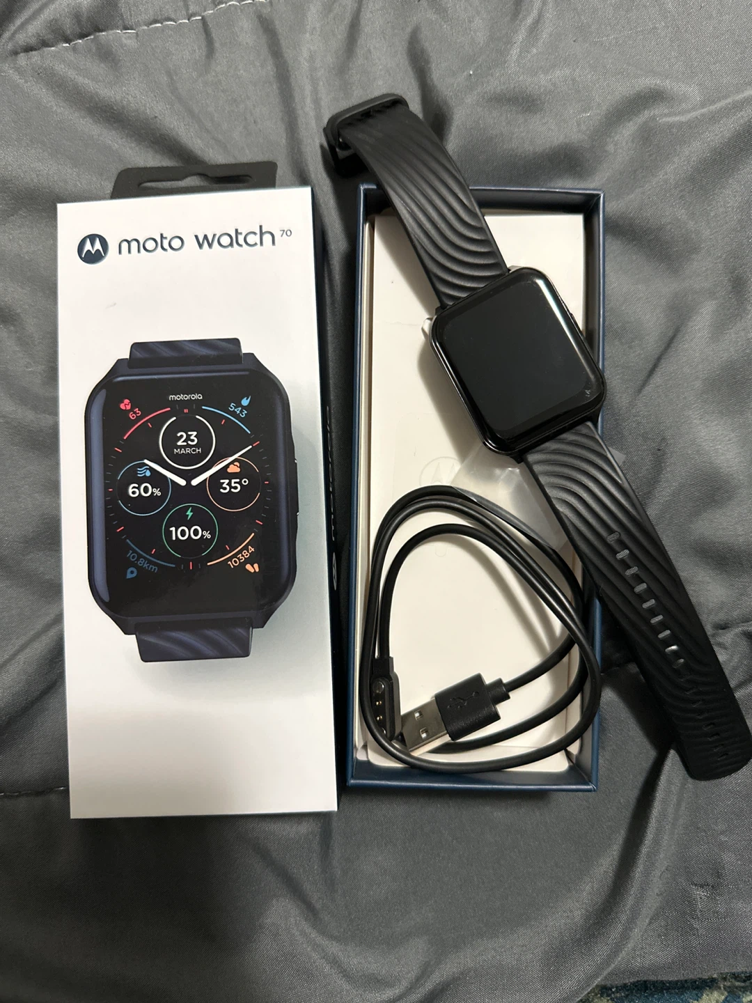 Motorola Moto Watch 70 - Black