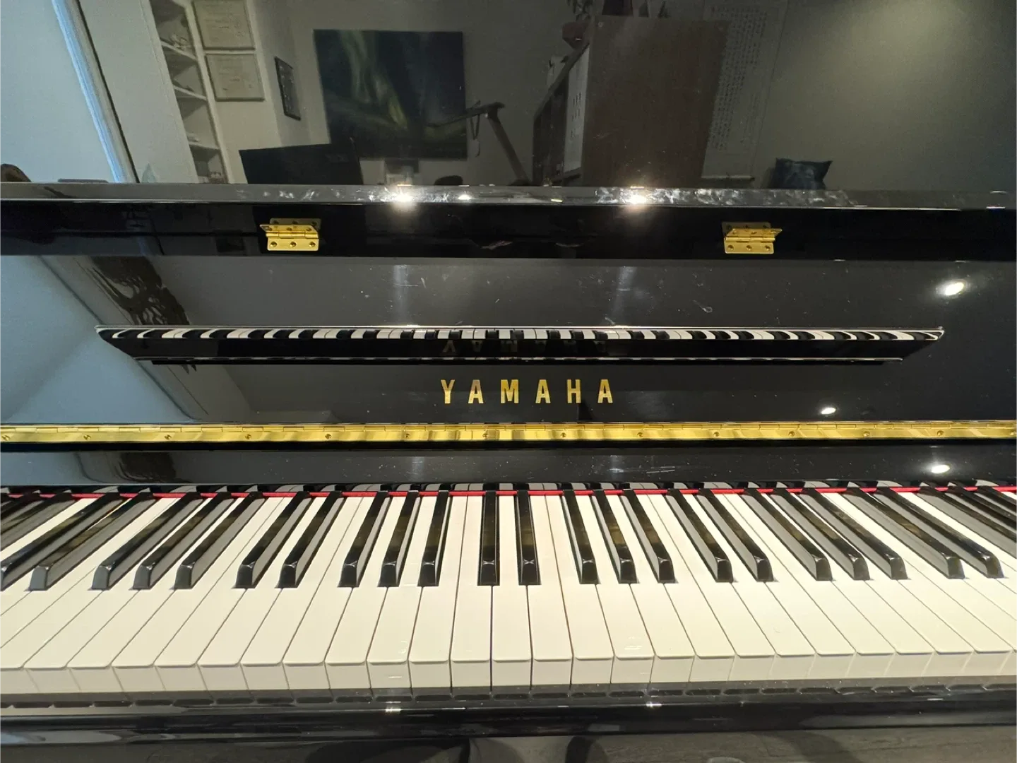Yamaha B3 Upright Piano image indicator(9)