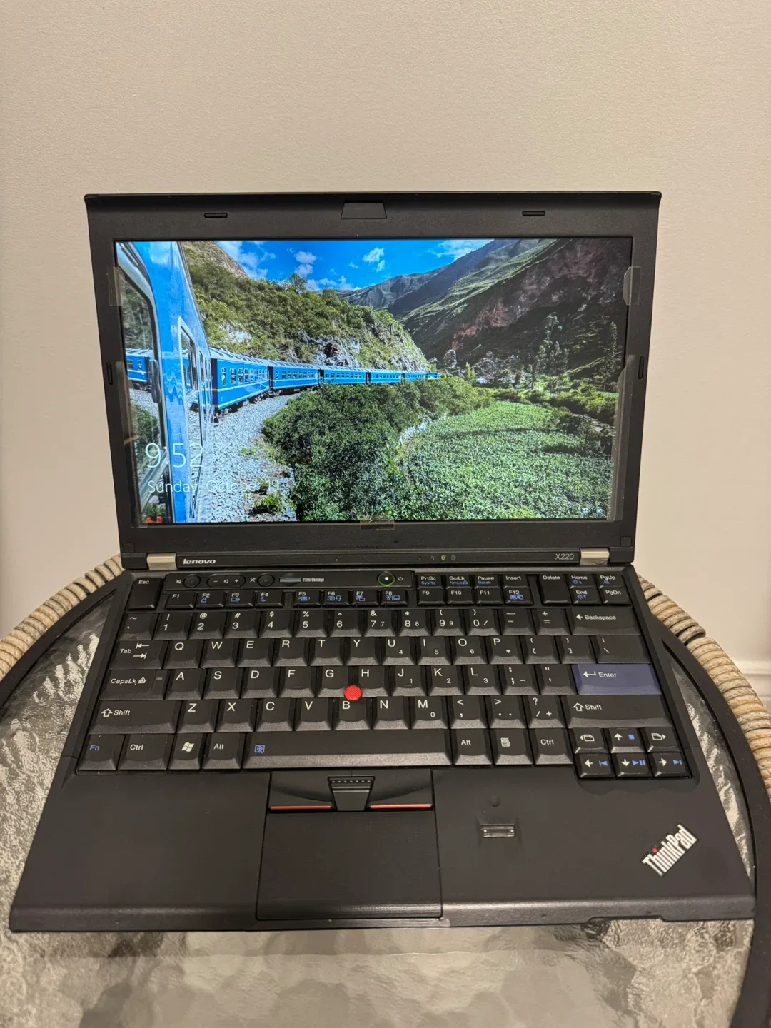 Lenovo ThinkPad X220 Laptop