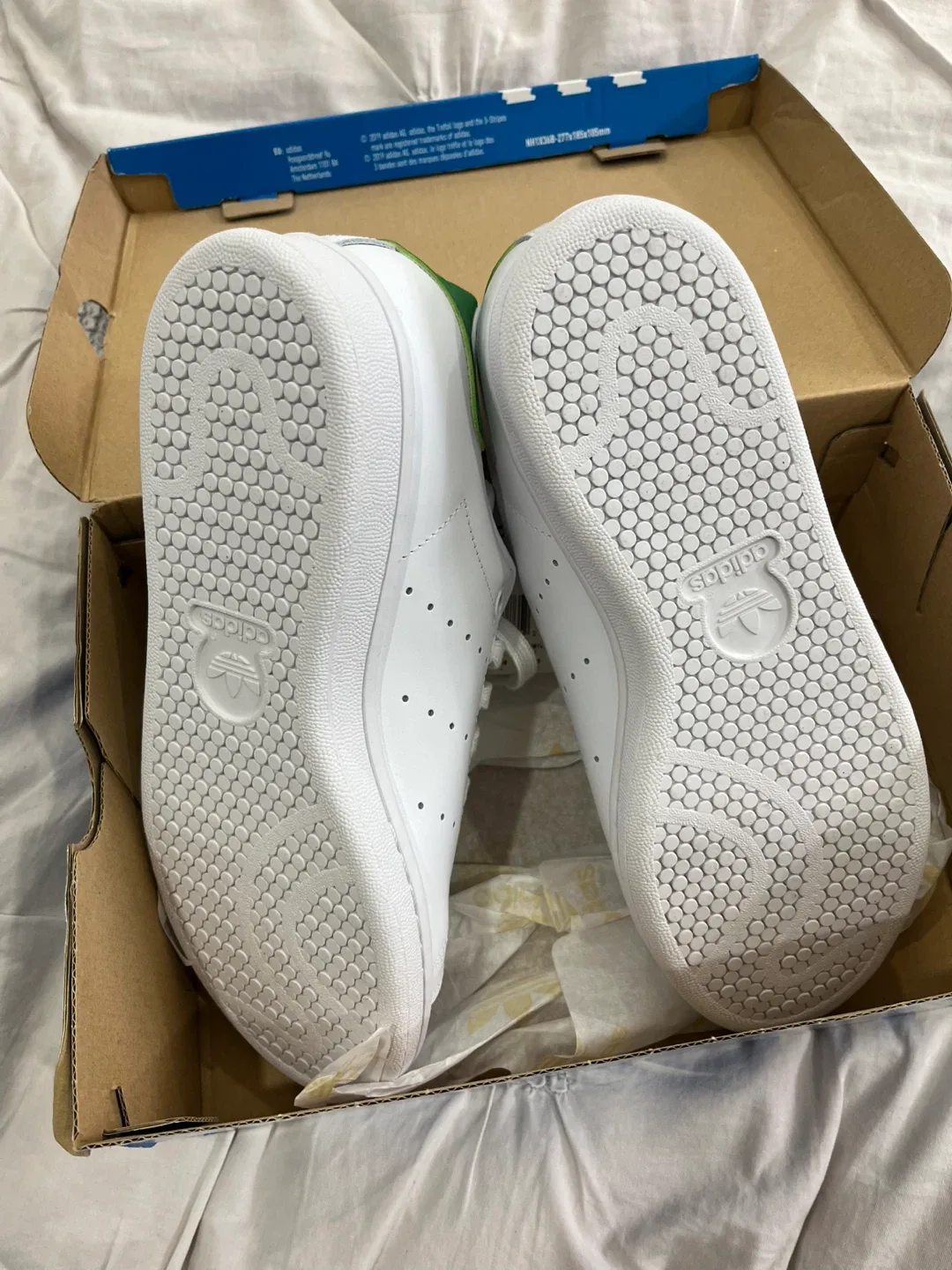 New Adidas Stan Smith White/Green - Size 6 image indicator(5)