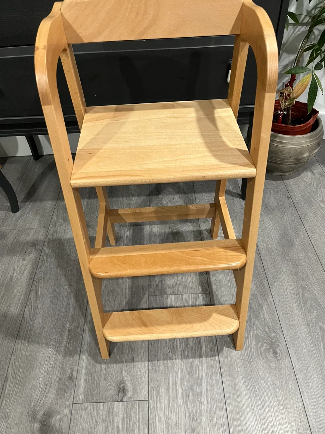 Adjustable Wooden Learning Tower