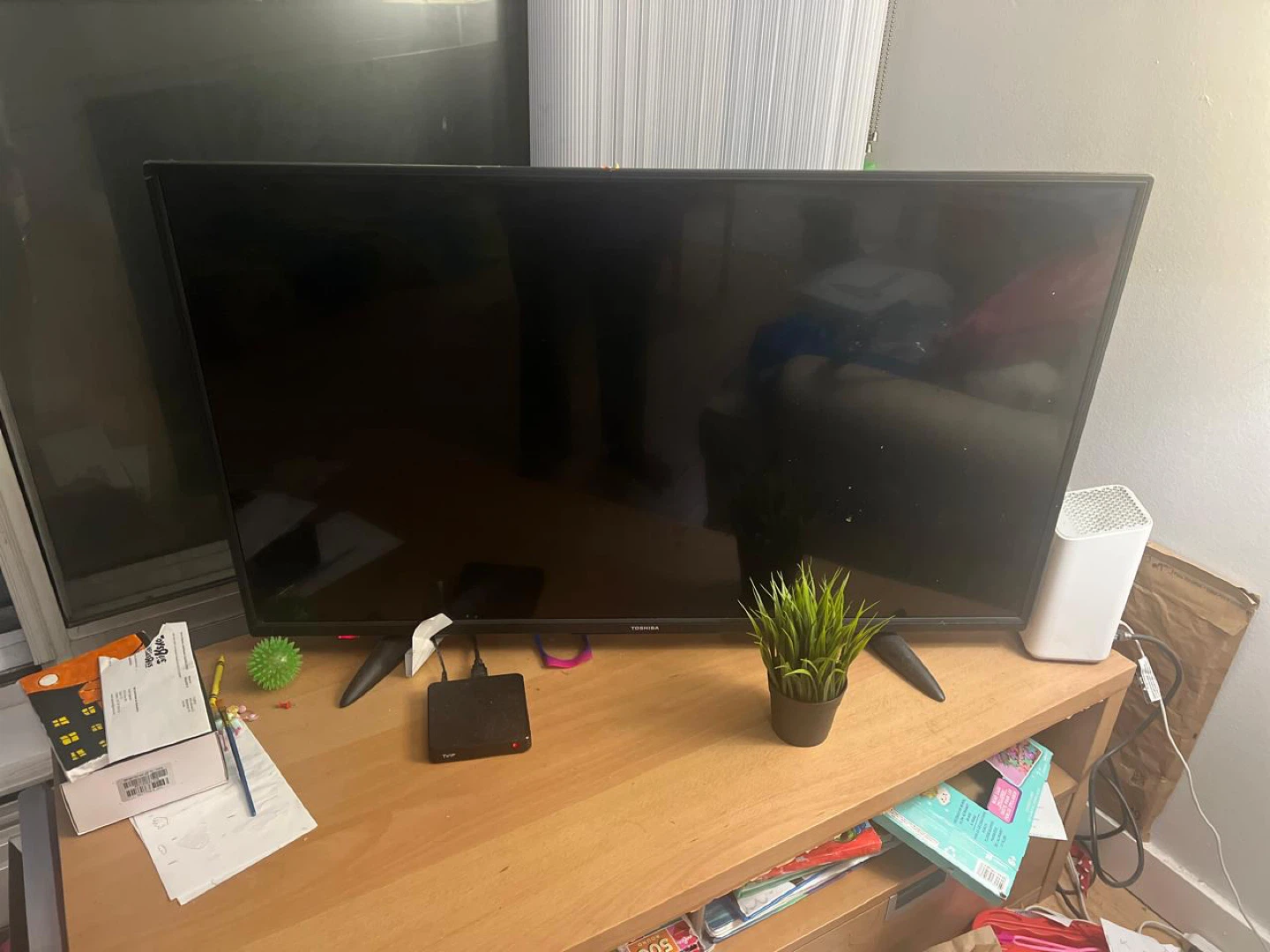 Toshiba TV - photo 2