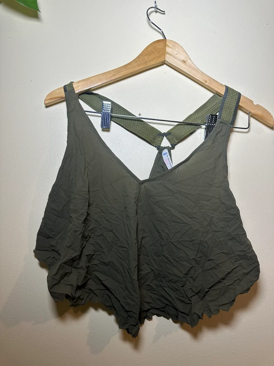 Assorted Women's Crop Tops thumbnail