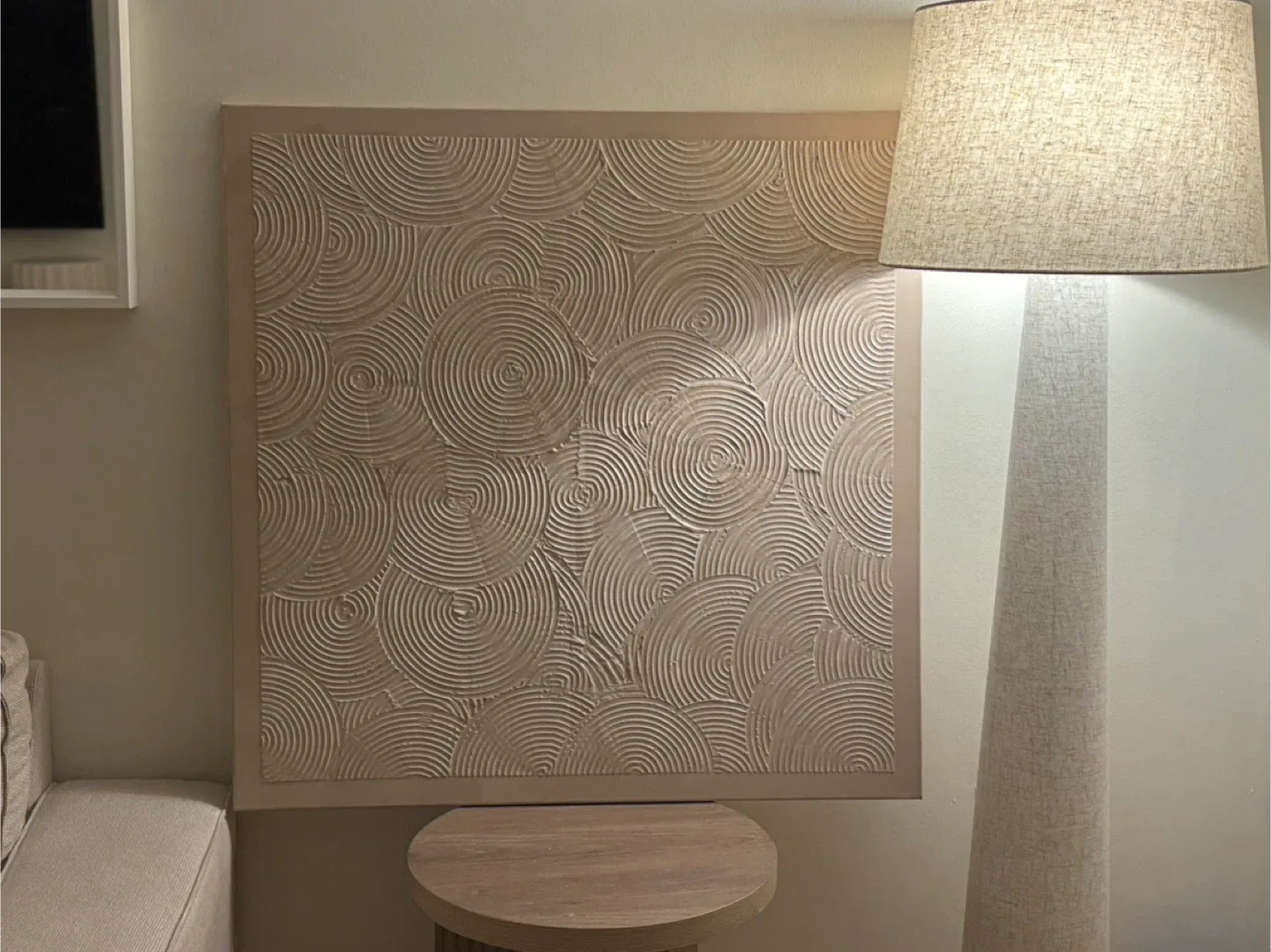 Textured Circle Wall Art image indicator(2)