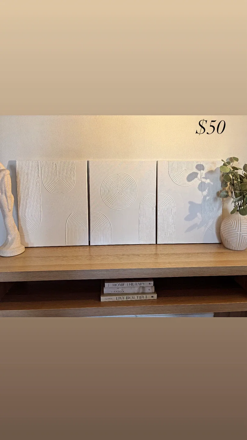 Textured White Wall Art - Set of 3 image indicator(2)