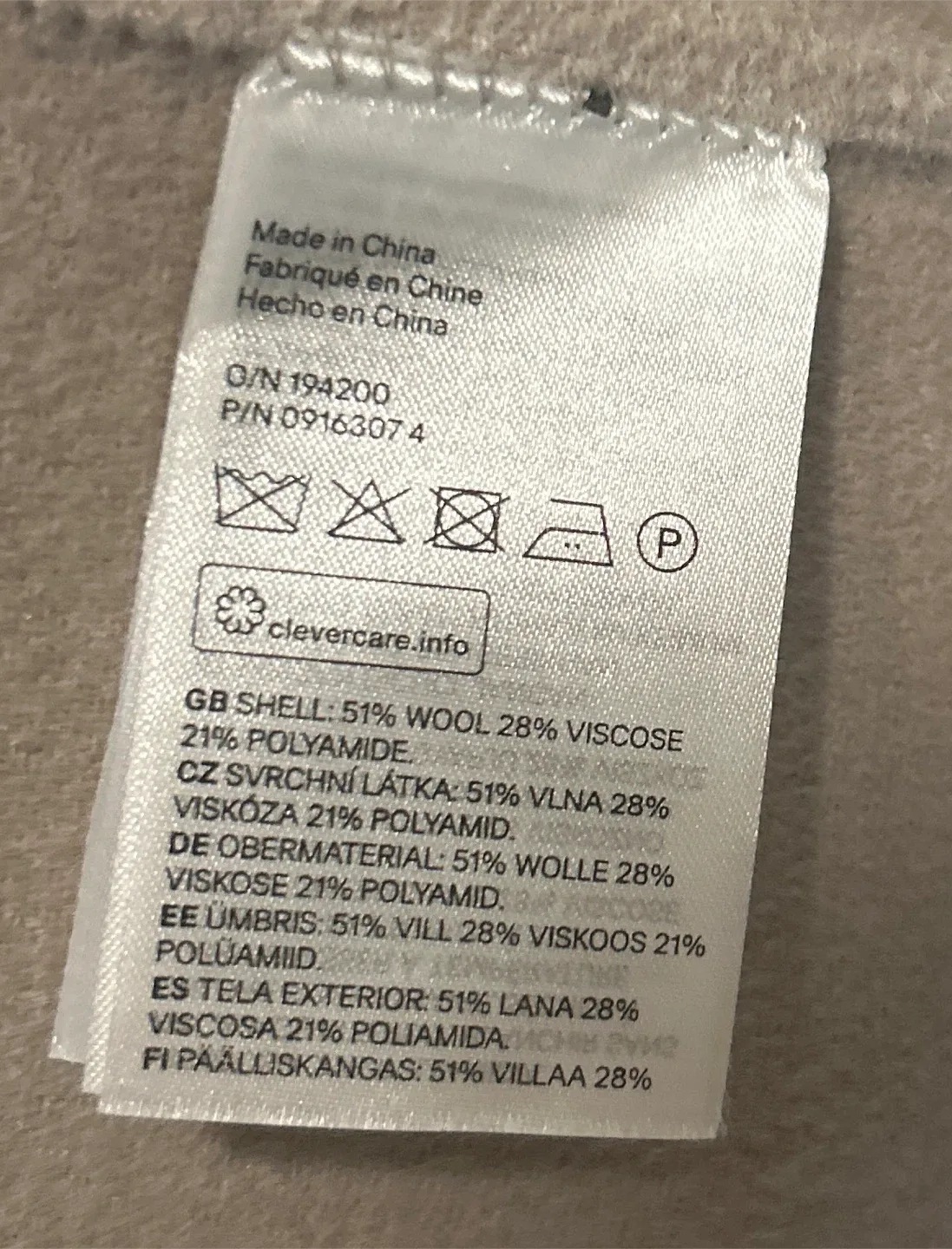 H&M Wool Blend Beige Coat - Size L image indicator(3)