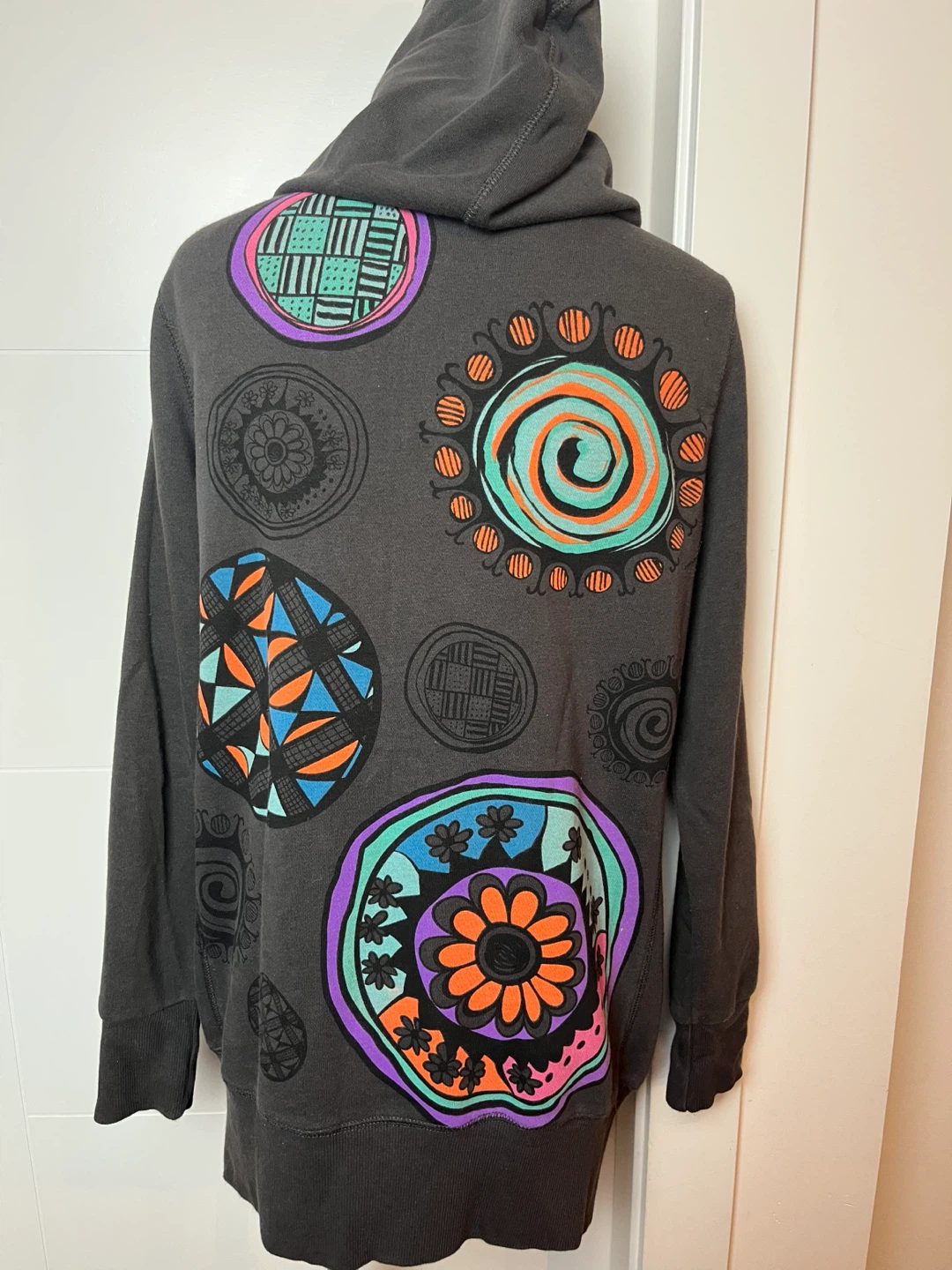 Noun Grey Graphic Hoodie Size M - photo 2