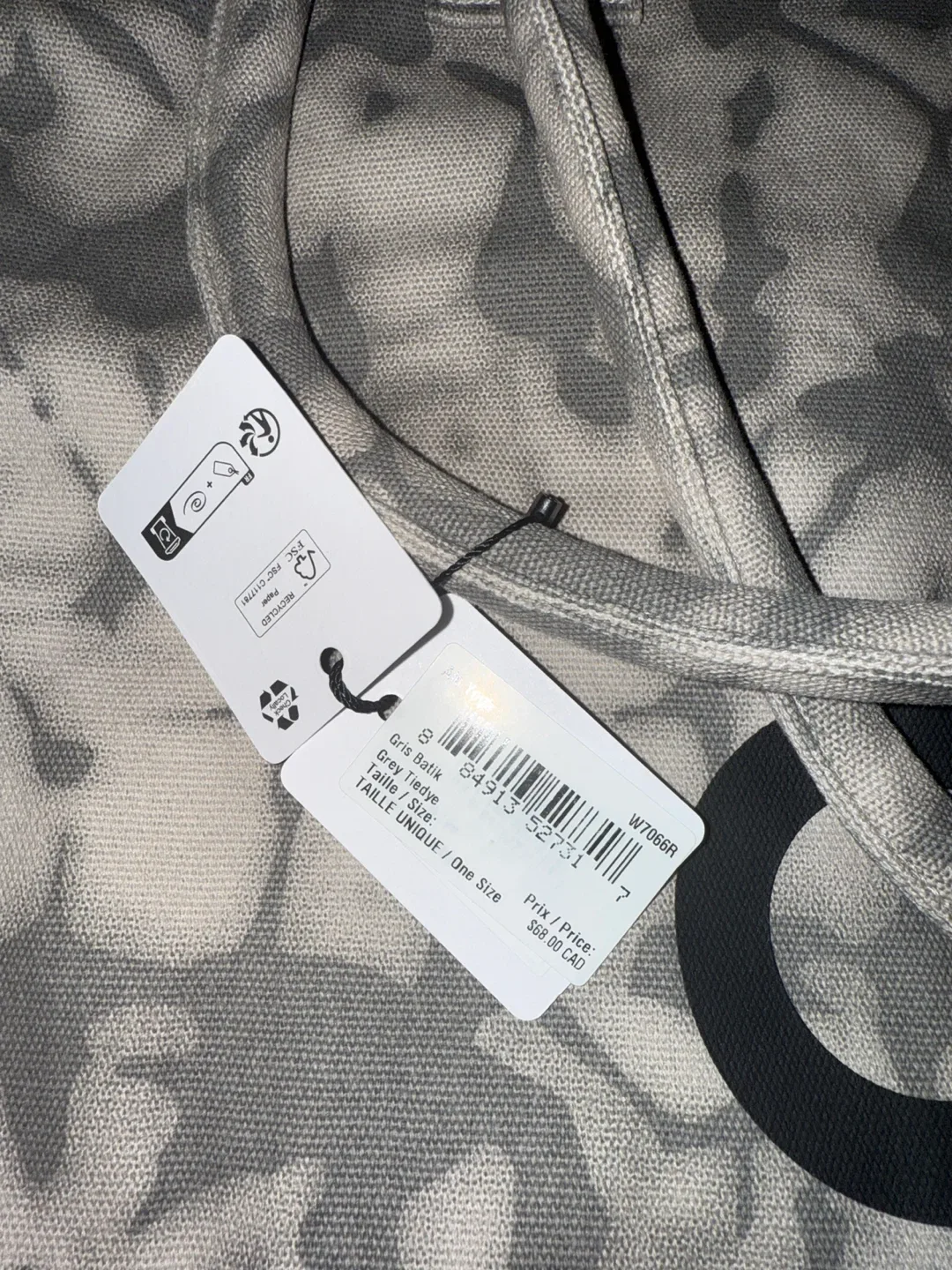 Alo Yoga Gray Batik Tote Bag - New with Tags! image indicator(3)