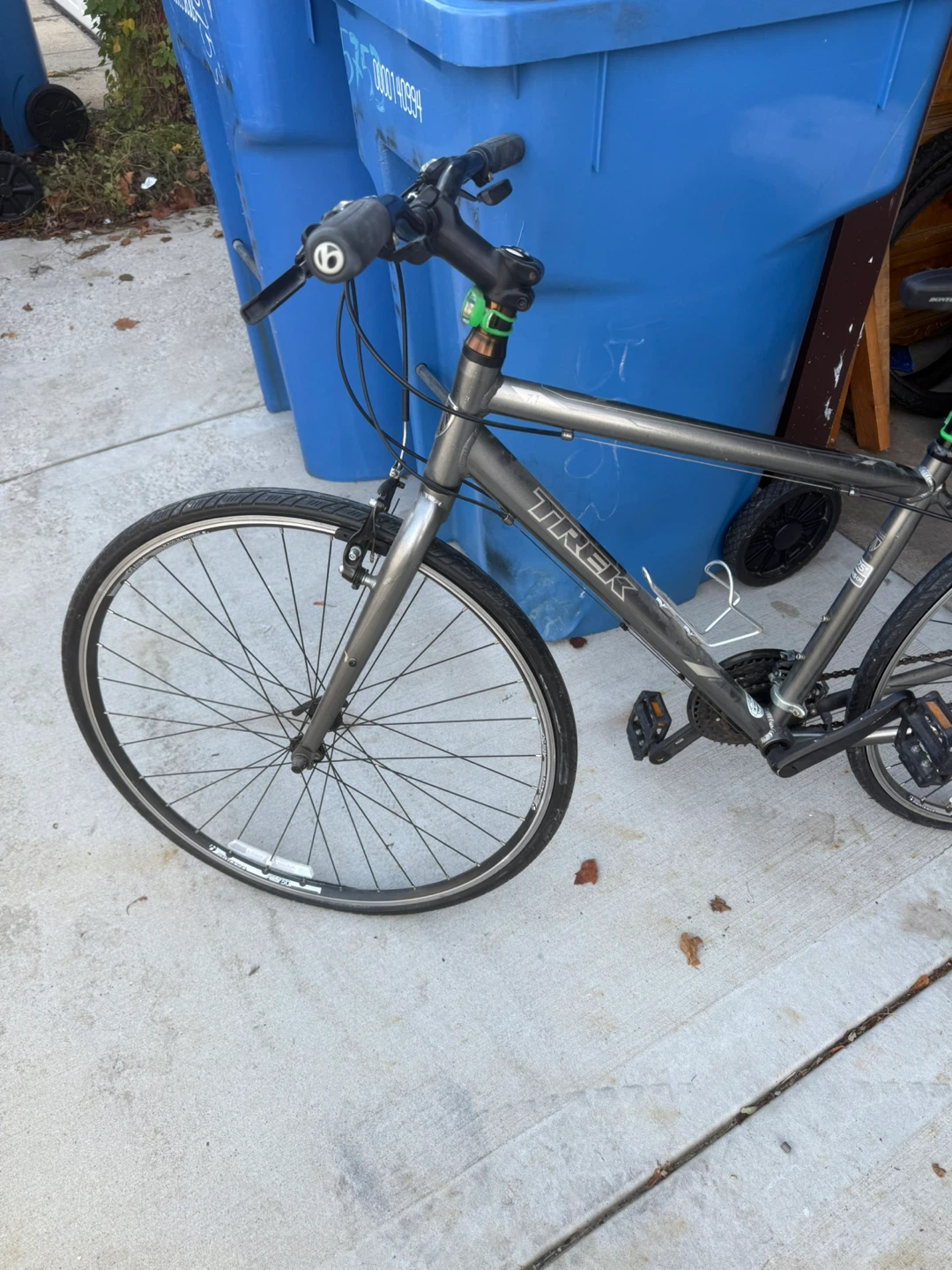 Trek Hybrid Bike - photo 5