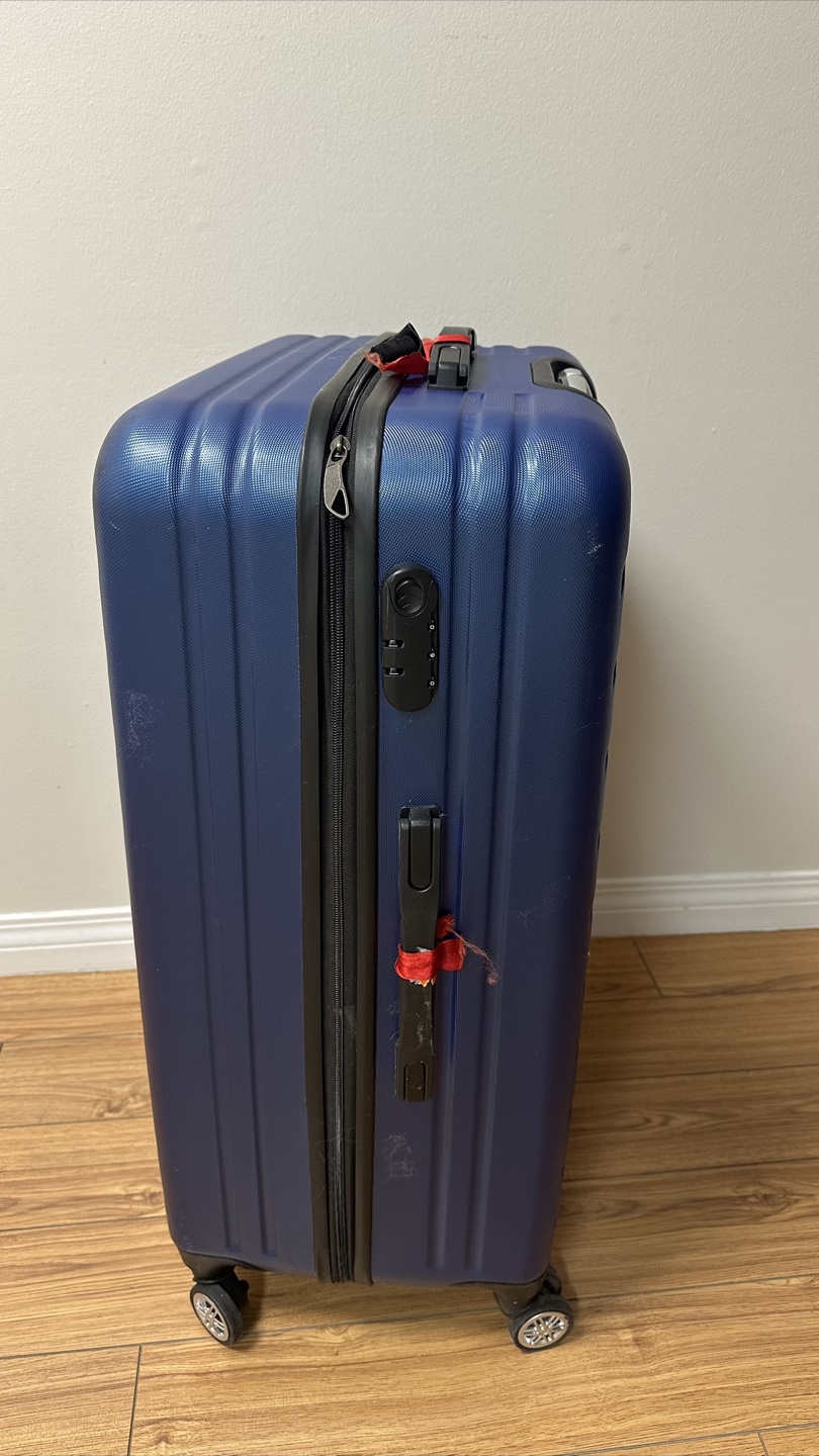 Rolling Suitcase - Damaged Wheel- checkin size - photo 2