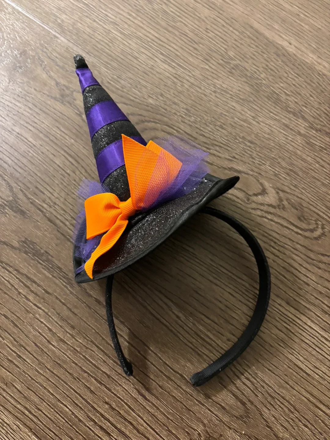 Halloween Costume Headbands - Devil Horns, Witch Hat & More! image indicator(2)