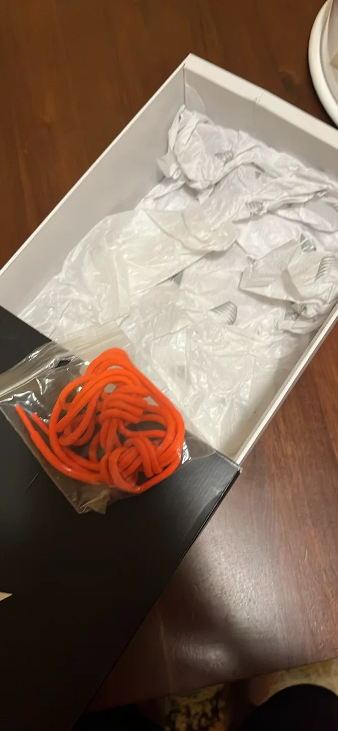 Adidas A.E. 1 Low Basketball Shoes Size 8.5 image indicator(4)