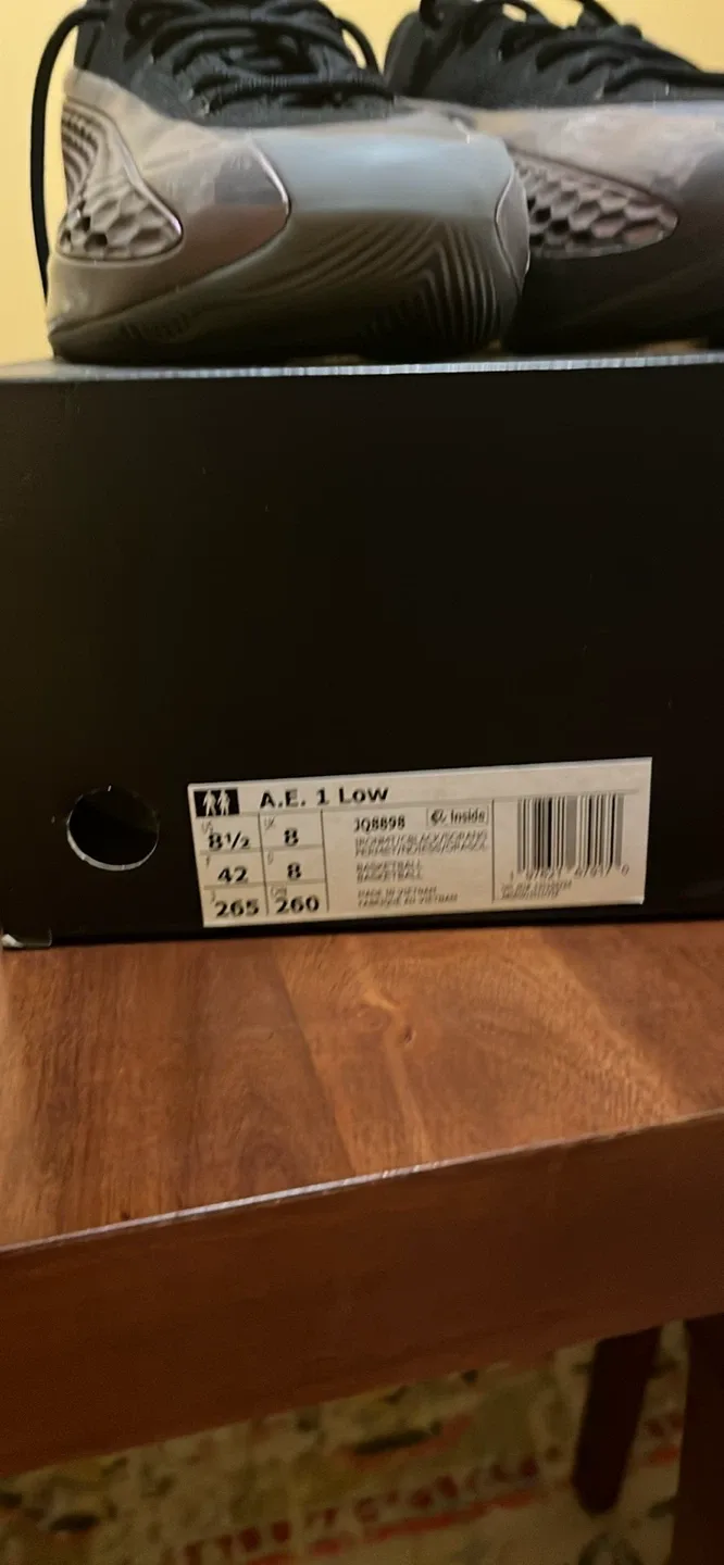 Adidas A.E. 1 Low Basketball Shoes Size 8.5 image indicator(3)
