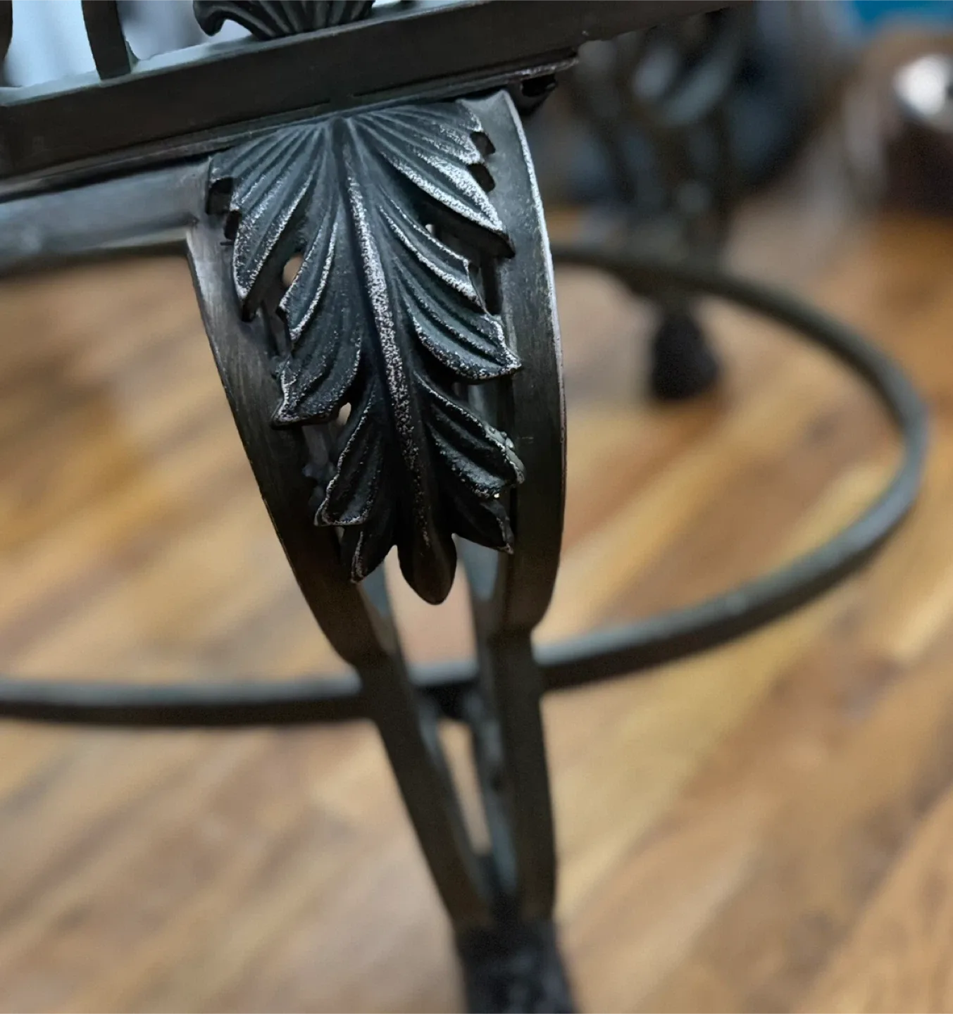 Glass Top Coffee Table with Metal Base image indicator(5)