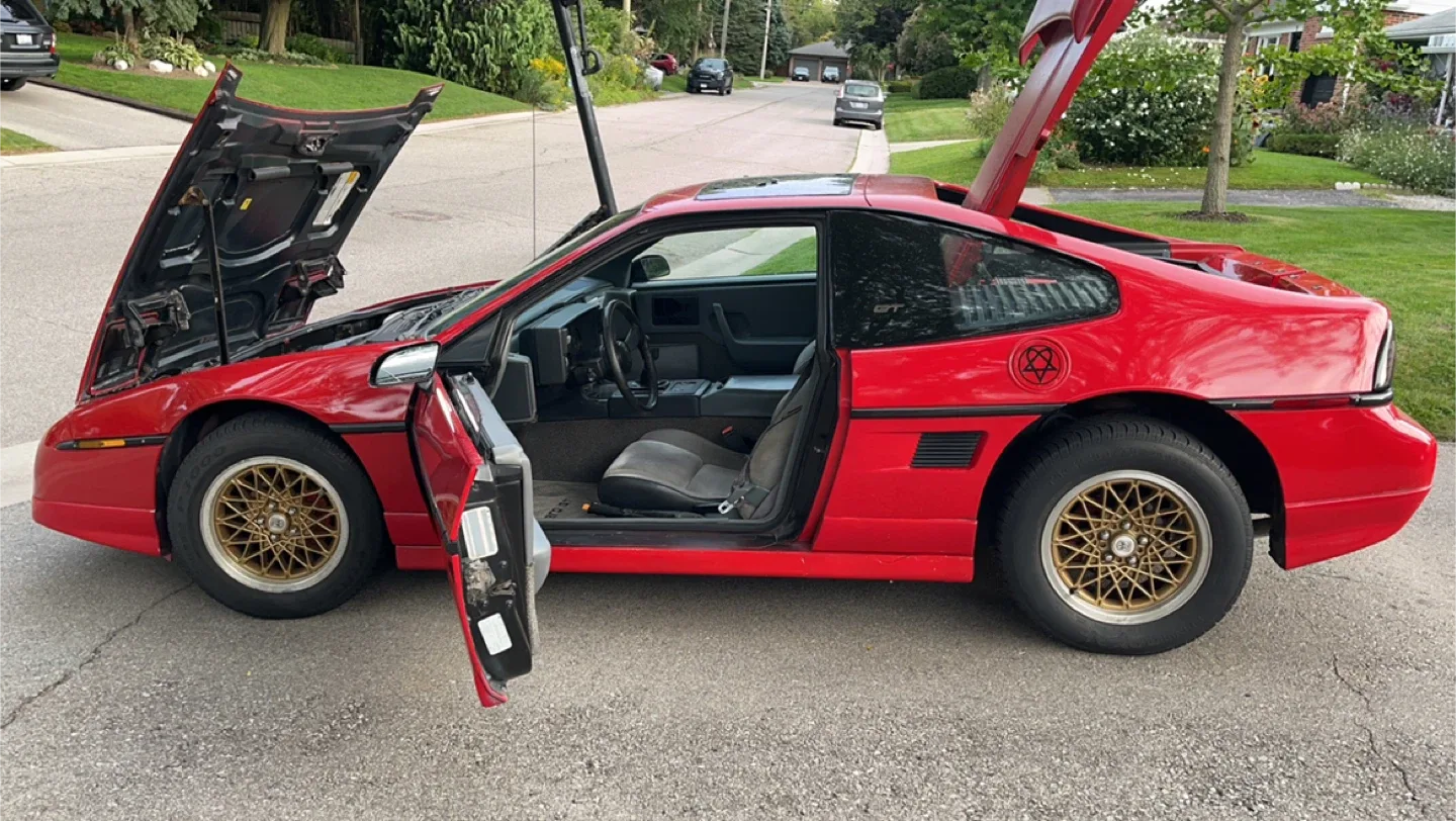 1986 Fiero GT image indicator(2)
