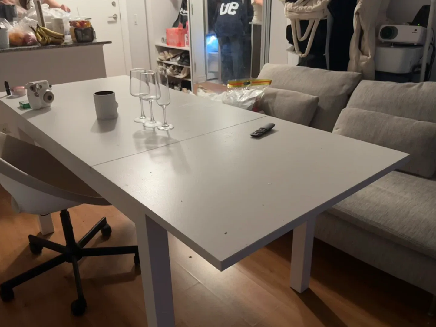 IKEA LANEBERG Extendable Dining Table - White image indicator(2)
