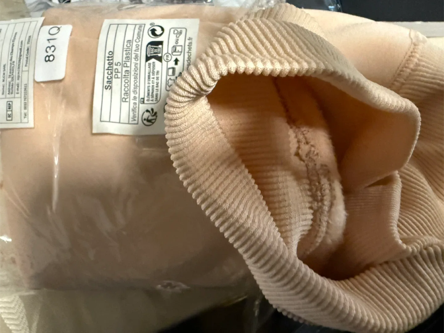 2New Black & Beige Fleece Lined Leggings - Size L image indicator(6)