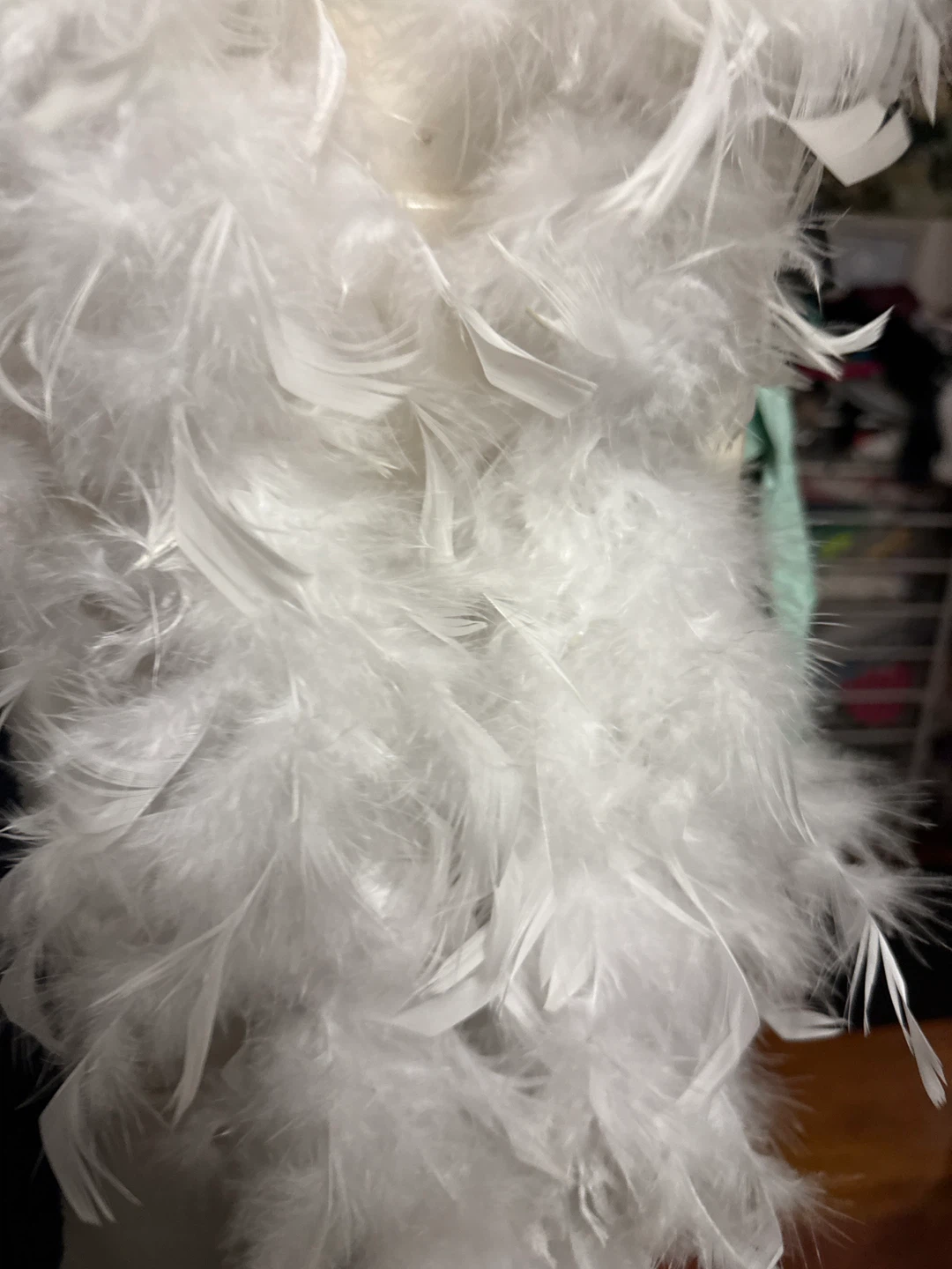 Halloween feathers scarf I have white and black - photo 3
