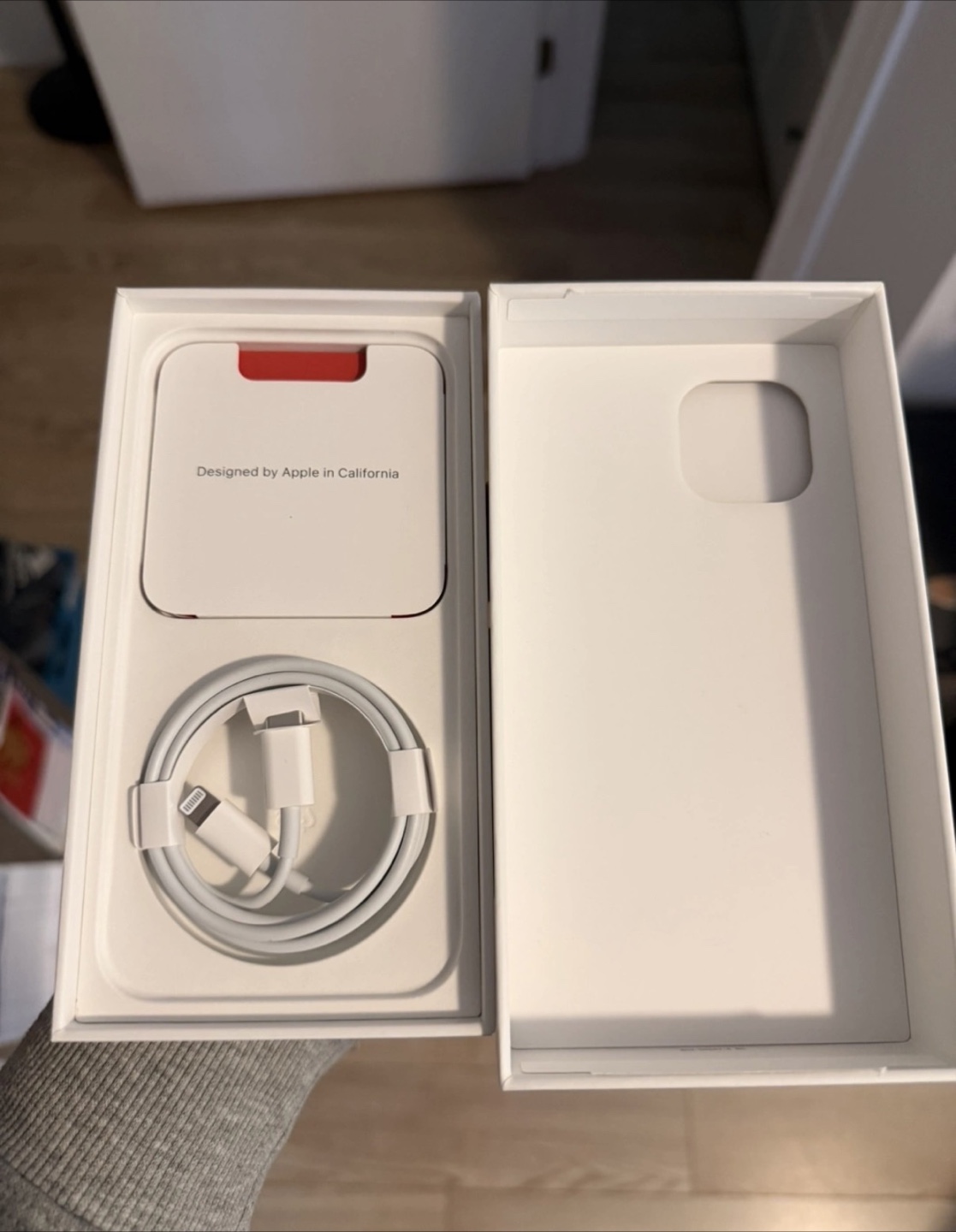 Apple iPhone 14 (PRODUCT) RED 256GB - UNLOCKED - photo 3