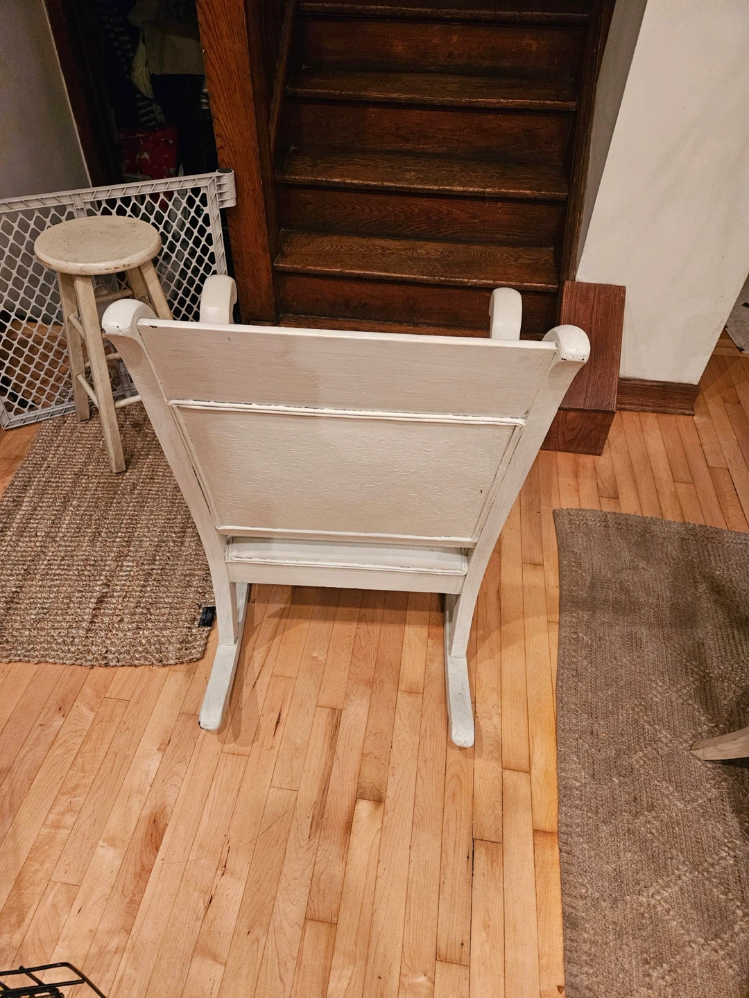 Vintage Rocking Chair - Great Condition! - photo 4