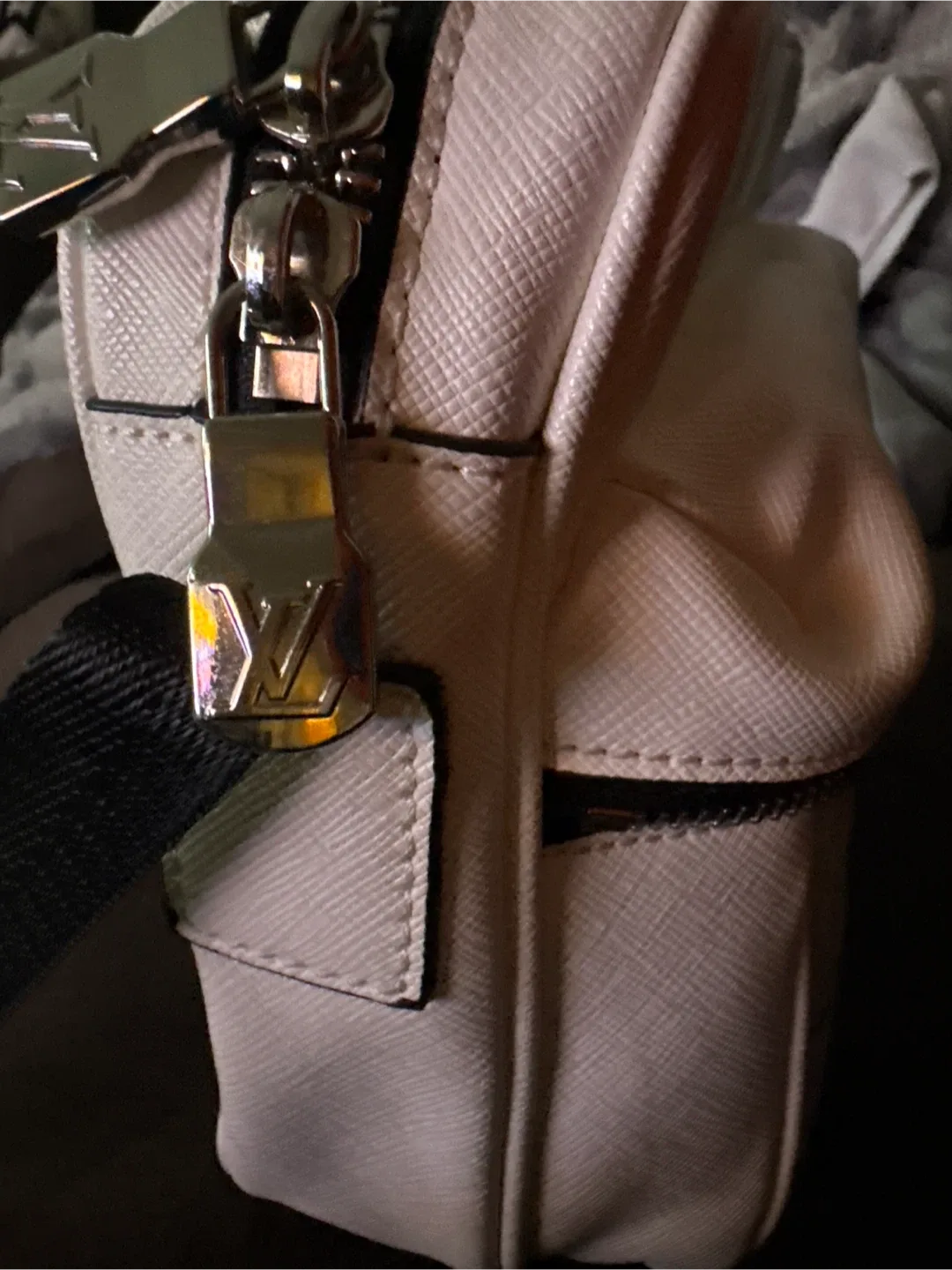 Louis Vuitton White Monogram Embossed Bum Bag image indicator(2)