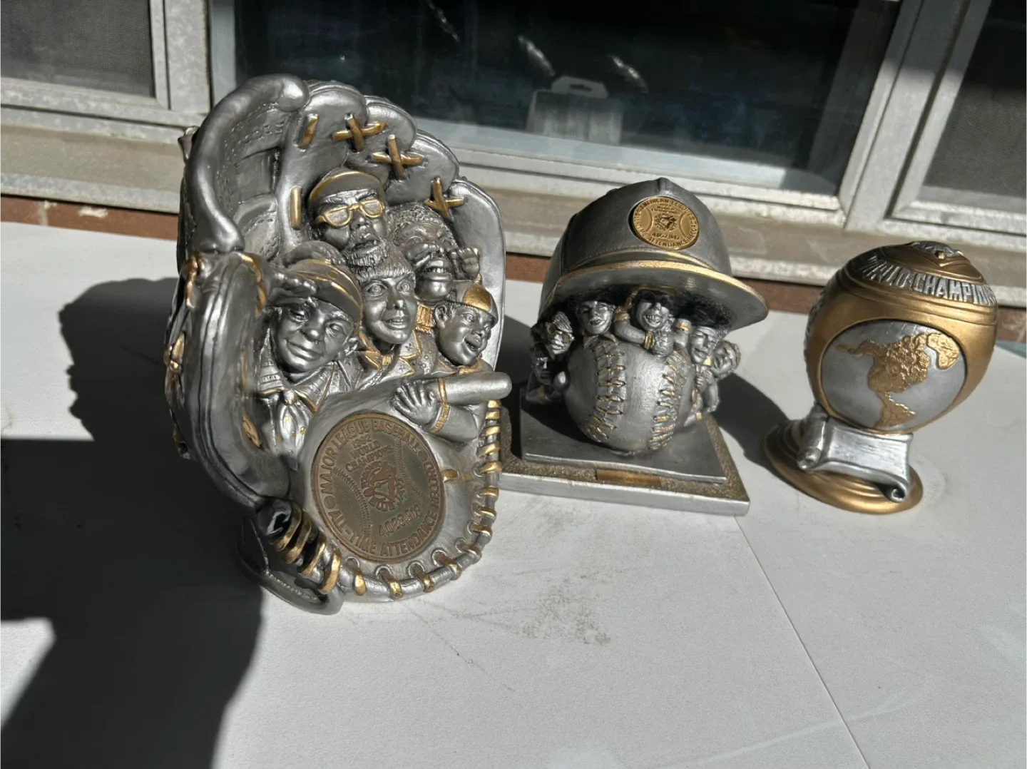 1992 1993 Blue Jays World Series/Attendance. Trophy Sculptures image indicator(2)