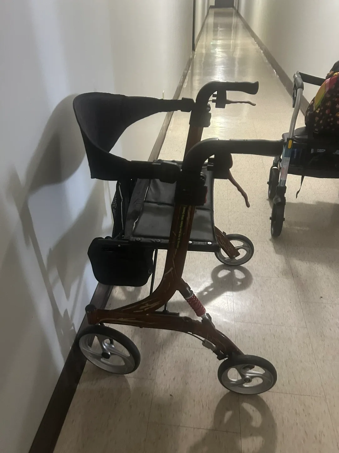 Bariatric Drive Rollator Walker image indicator(2)
