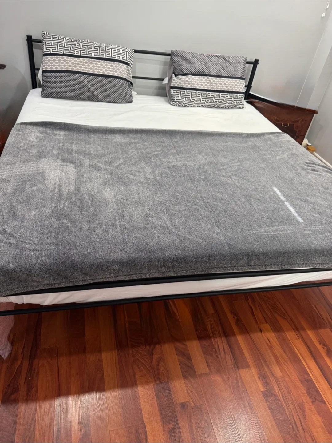 Moving sale image indicator(6)