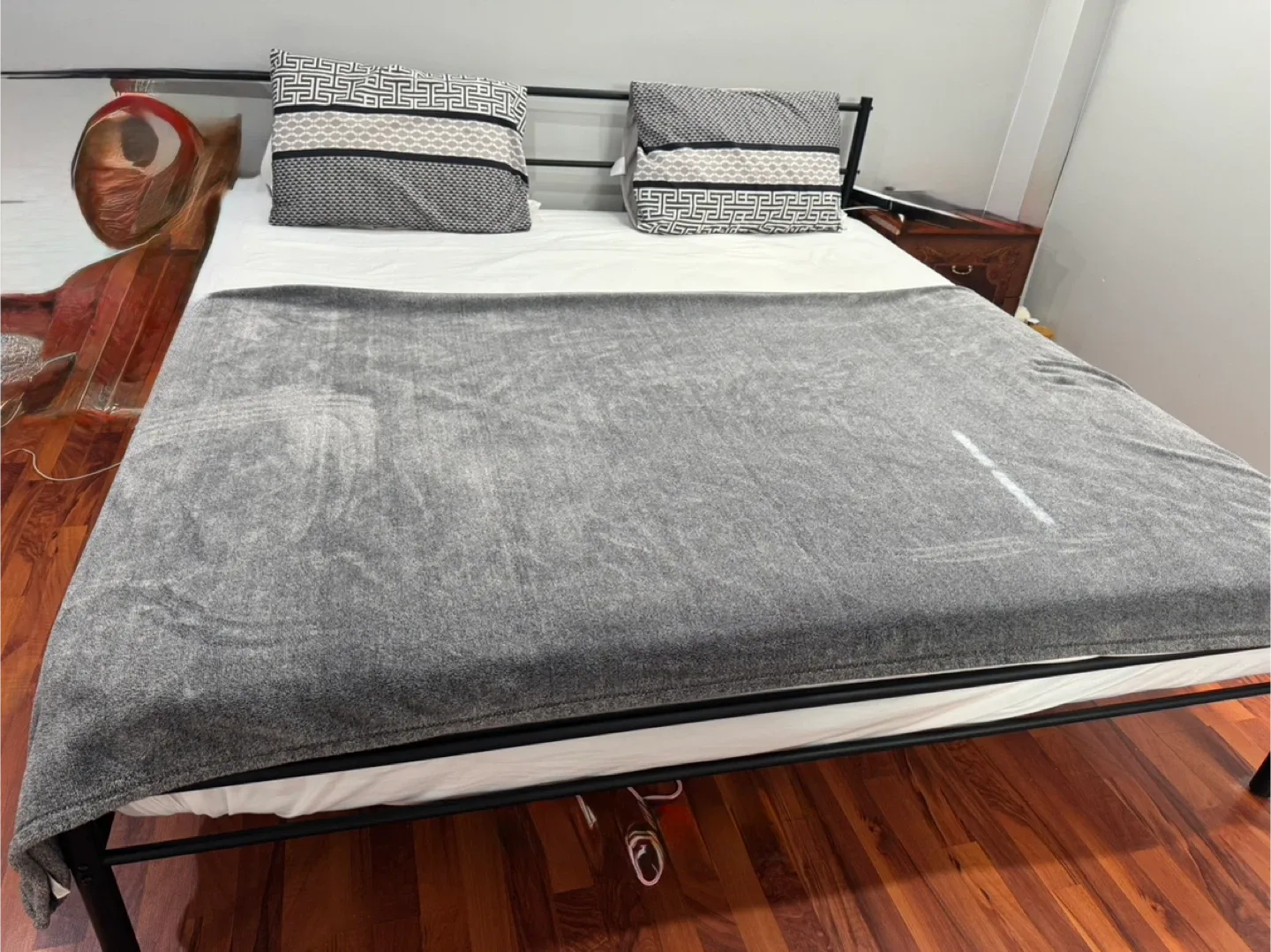 Moving sale image indicator(7)