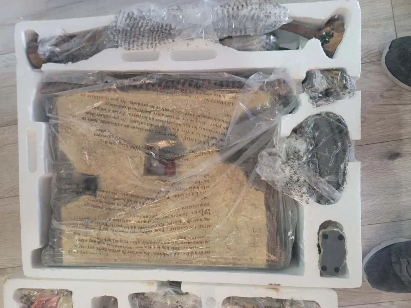 Berkley Jensen 16 Piece Nativity Scene image indicator(4)