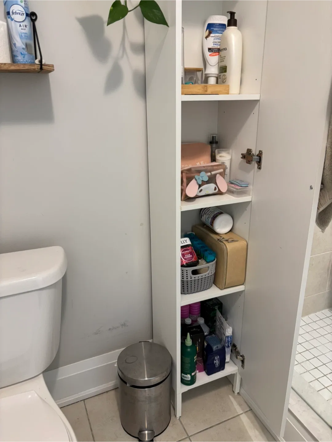 IKEA Tall White Bathroom Cabinet image indicator(5)