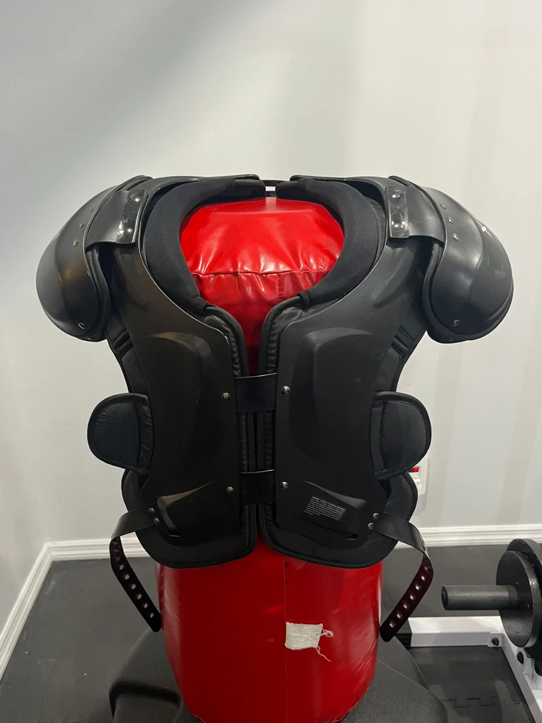 Xenith Velocity Pro Light Football Shoulder Pads - Medium image indicator(2)