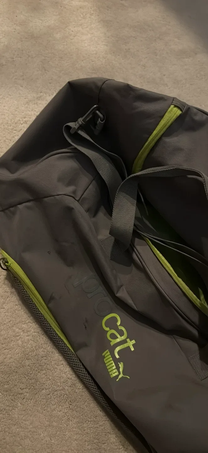 Puma Pro Cat Grey Rolling Duffel Bag image indicator(2)