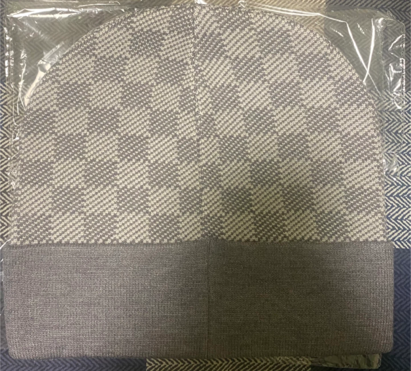 New LV Grey Beanie - photo 2
